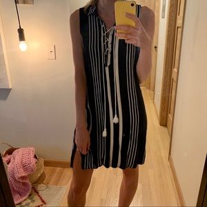 (20% off 3+!) Nautical, front tie dress. CottonOn size Small